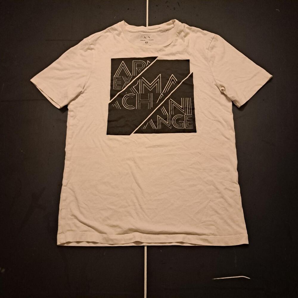 Armani Exchange Men's White and Grey T-shirt